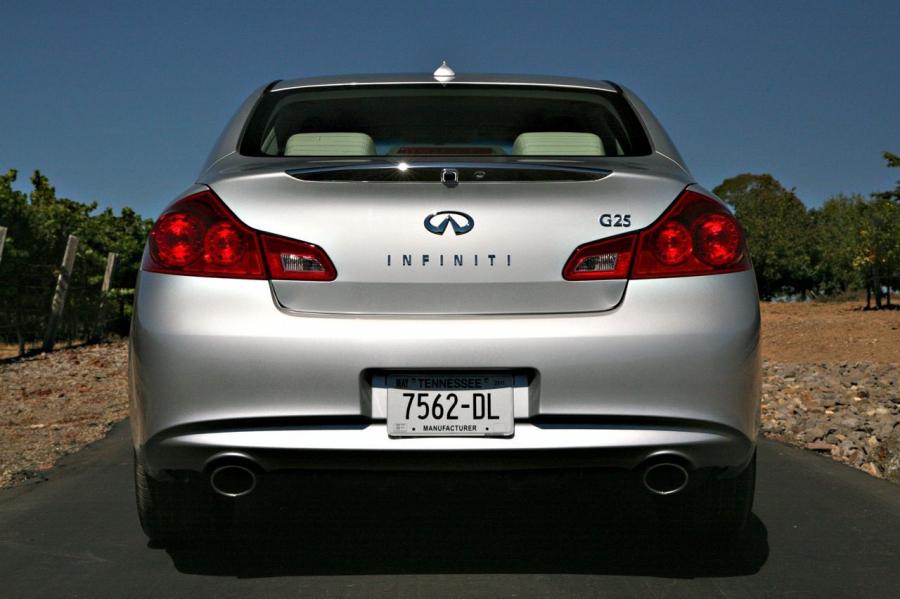  Infiniti G25 2011 года  (фото 5 из 27)